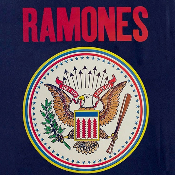 Ramones Colorful Seal punk rock Official T-Shirt L NWT - Picture 2 of 2